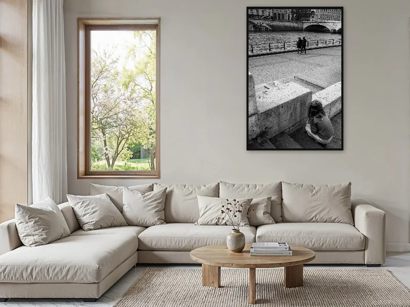 CACHE-CACHE — monumental print in situ.