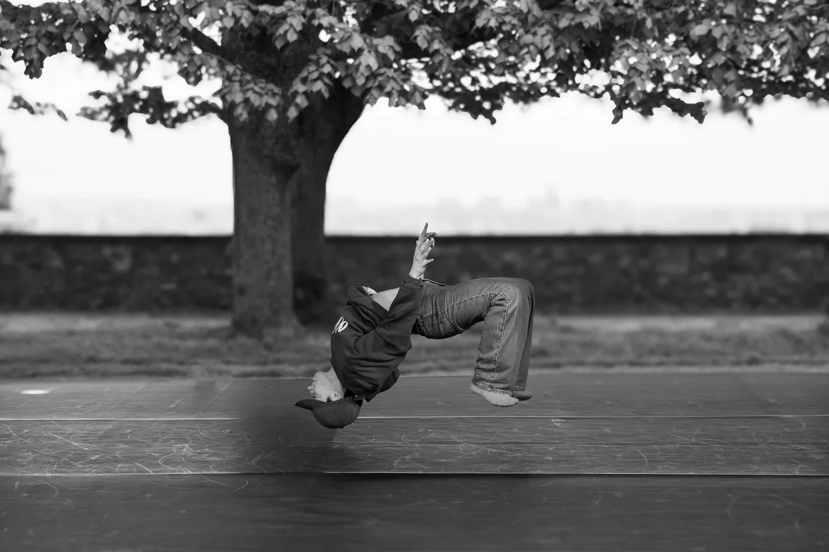 Photograph ‘LEVITATION’, Meudon, France (April 2024).