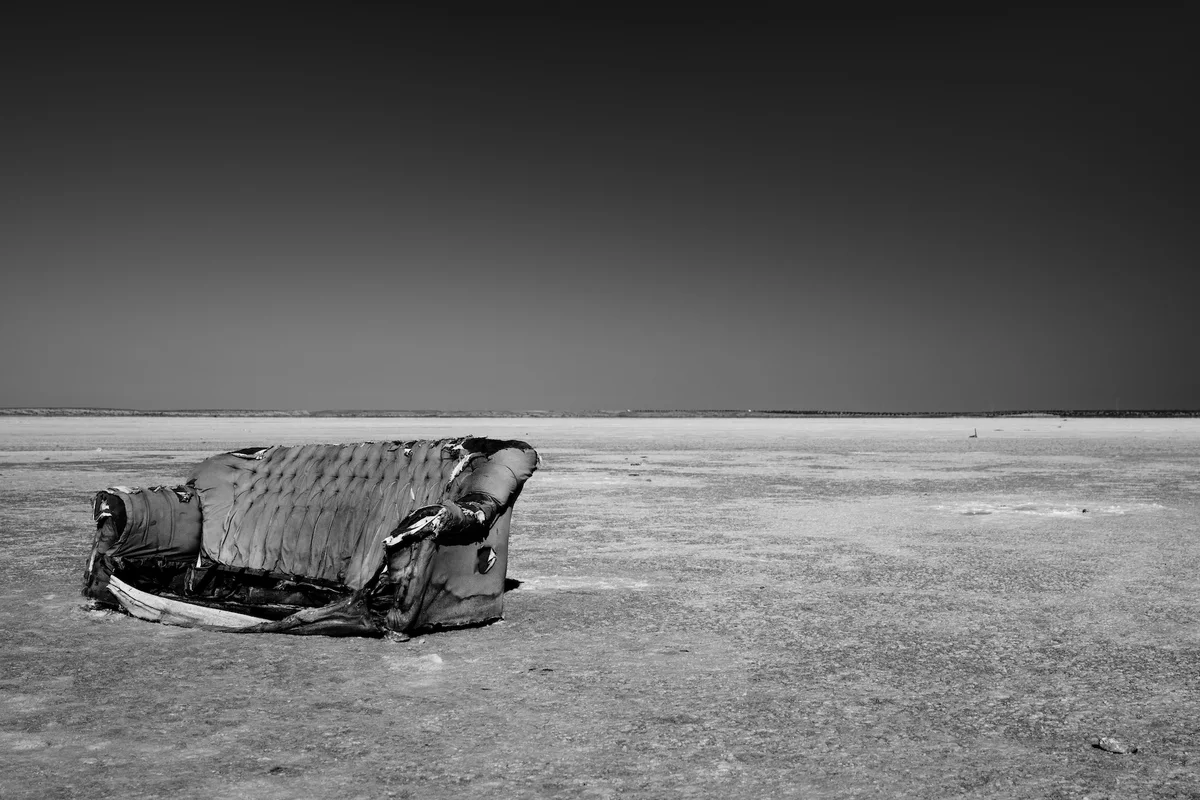 Photograph “DESERT COUCH”, Zarzis, Tunisia (August 2023).