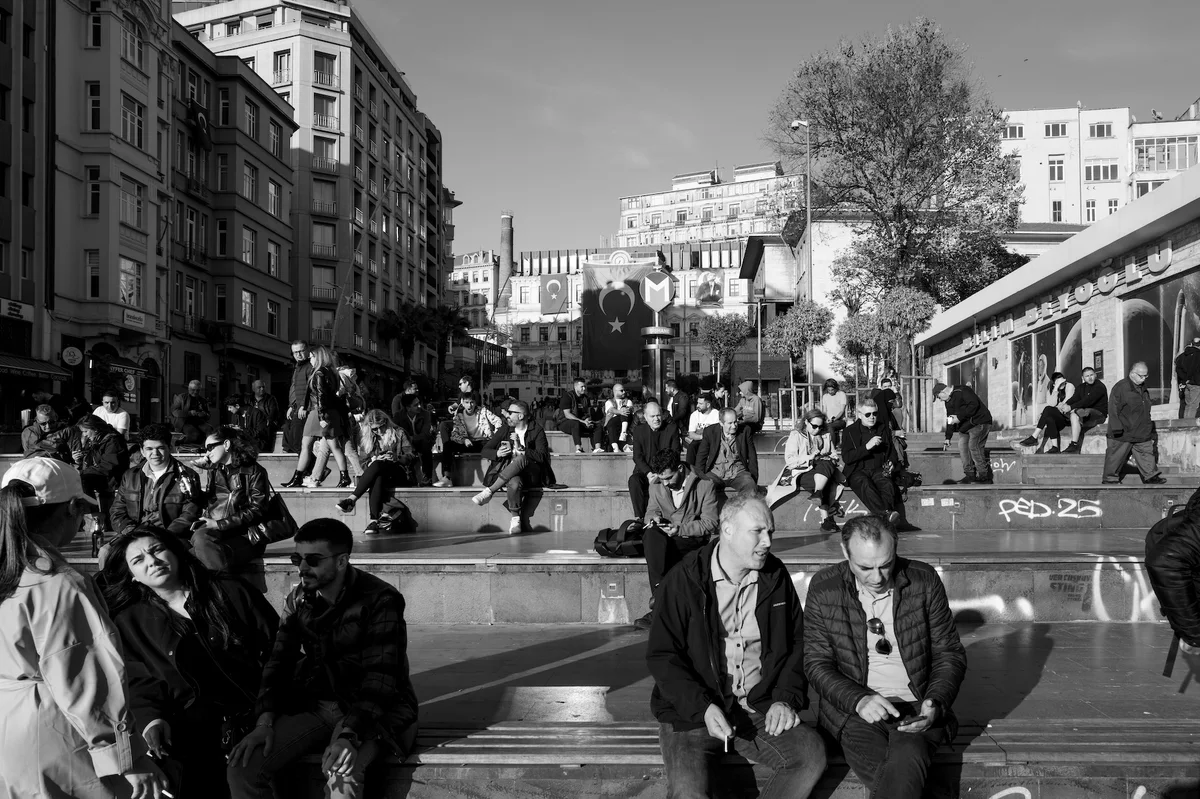 Photograph “GOLDEN HOUR”, Istanbul, Turkey (April 2025).