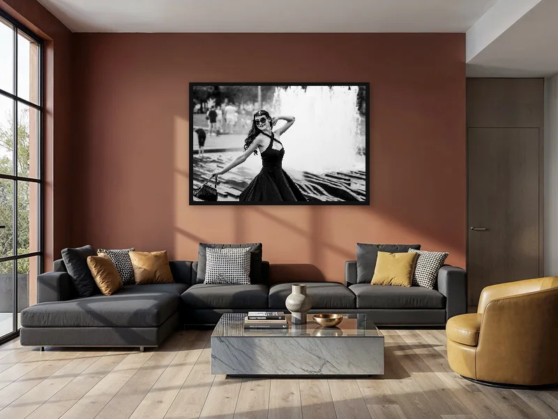 BERLIN DOLCE VITA — monumental print in situ.