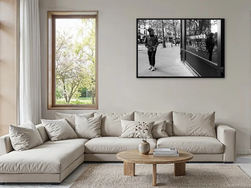 UNIQUE — monumental print in situ.