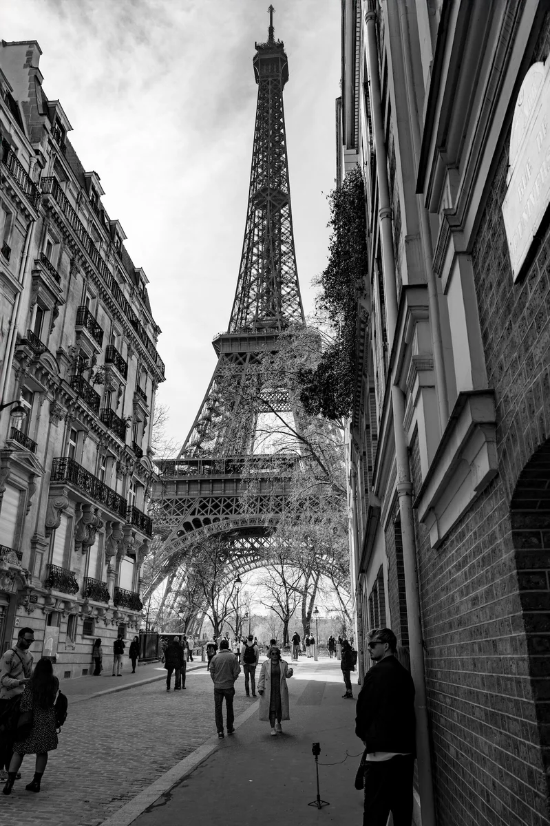 Photograph “URBAN TEMPLE”, Paris, France (March 2024).